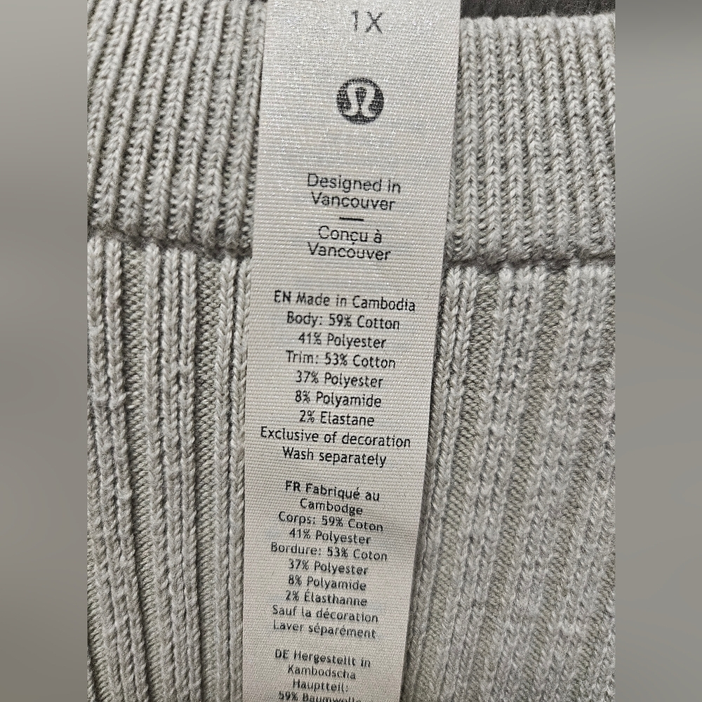 Lululemon Crew - Picture 5 of 6